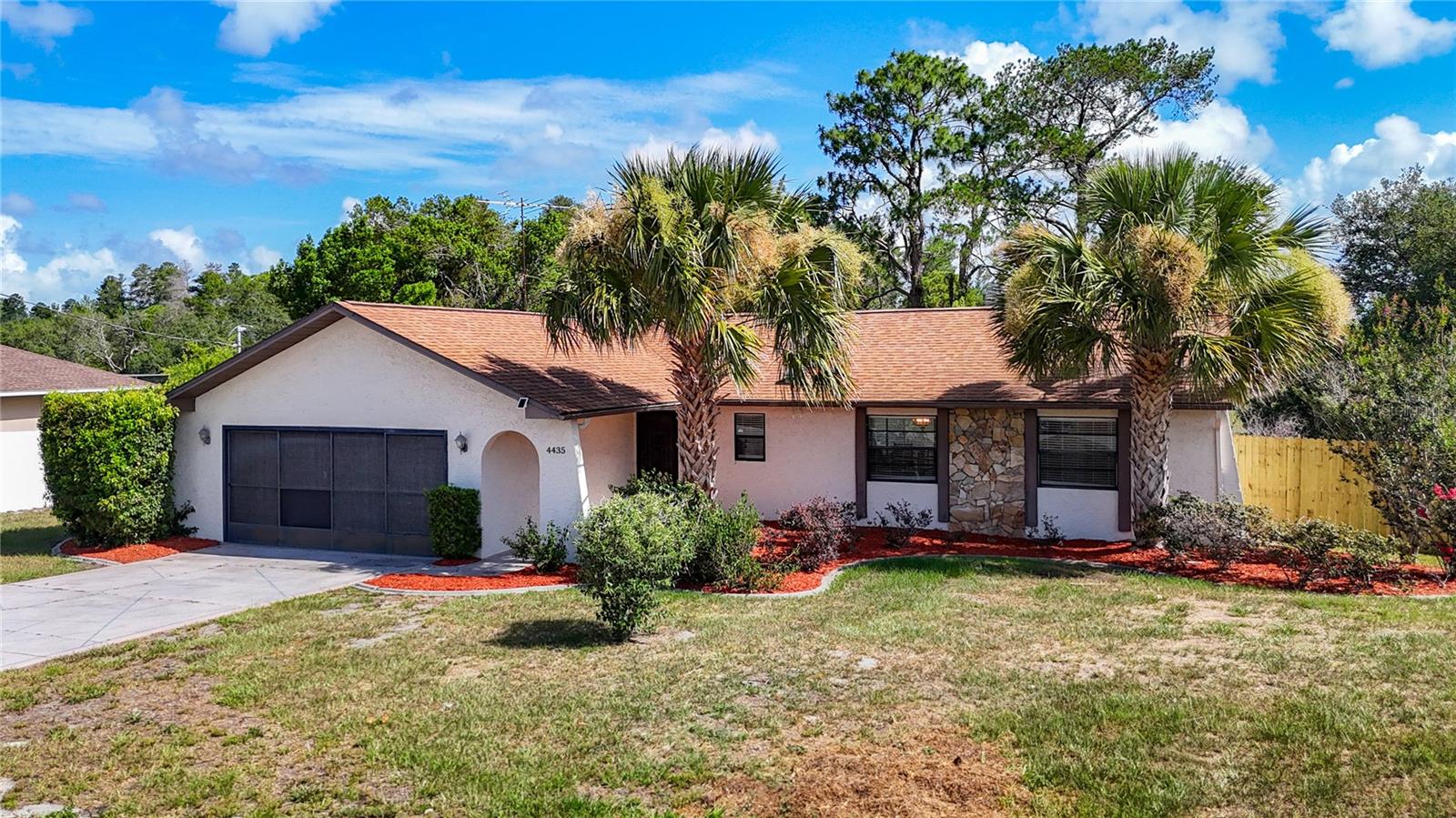4435 Bayridge Ct Property Photo 3