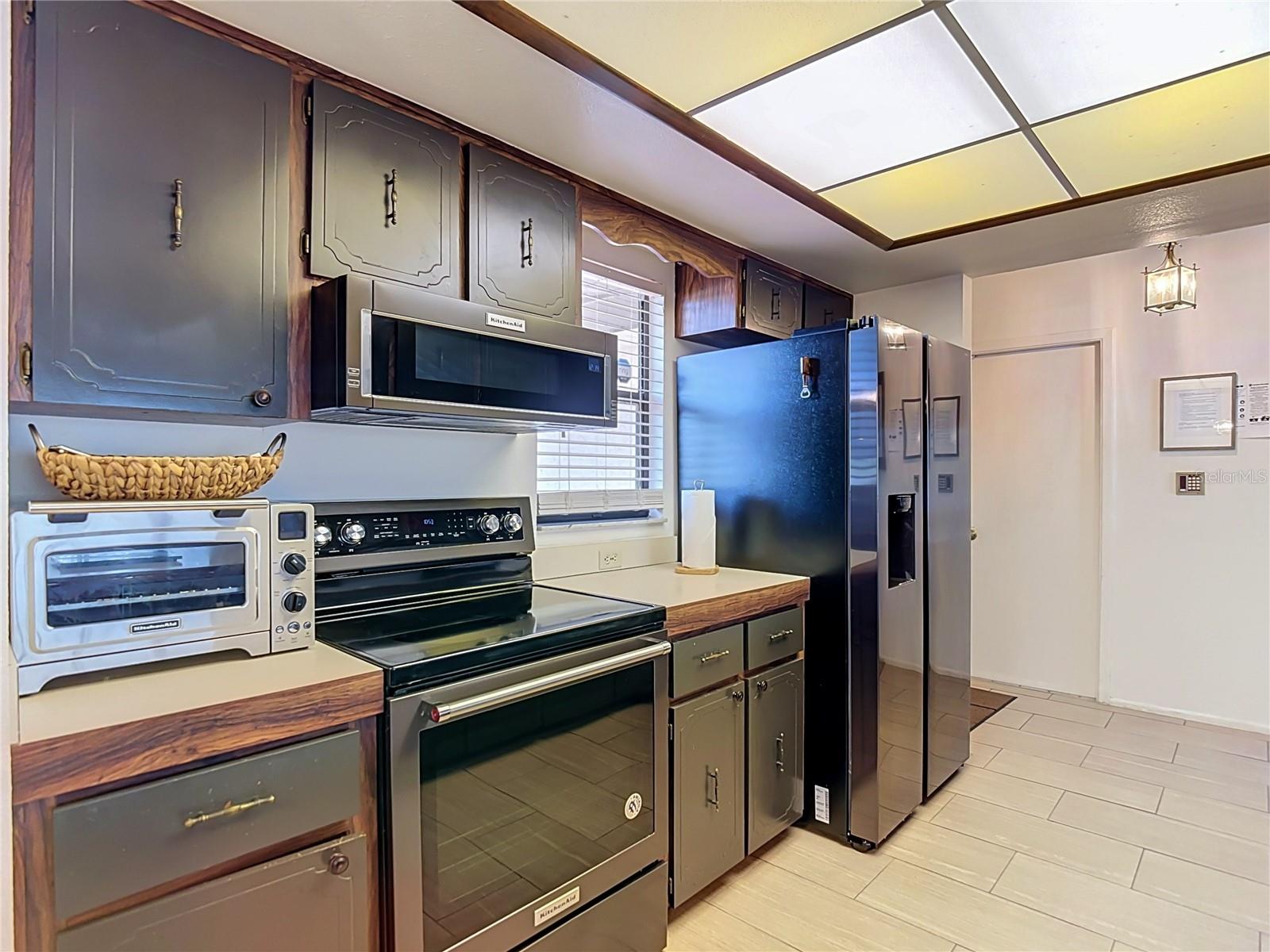4435 Bayridge Ct Property Photo 7