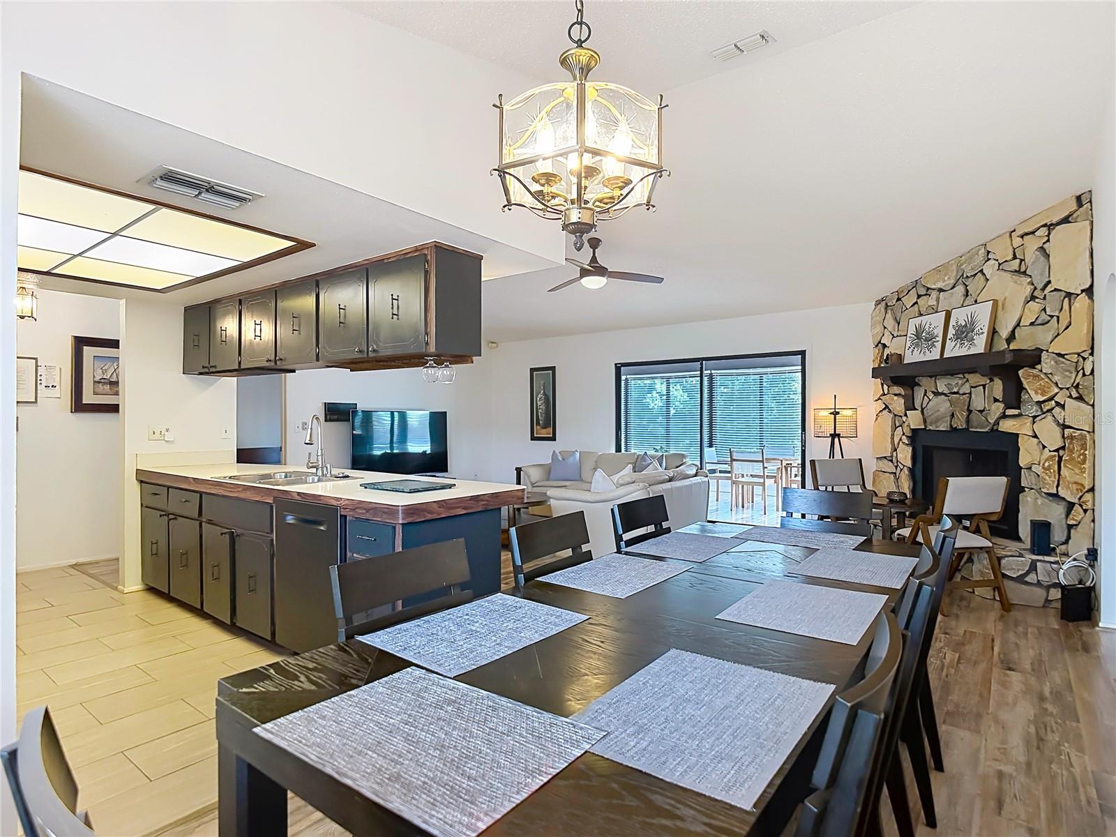4435 Bayridge Ct Property Photo 13