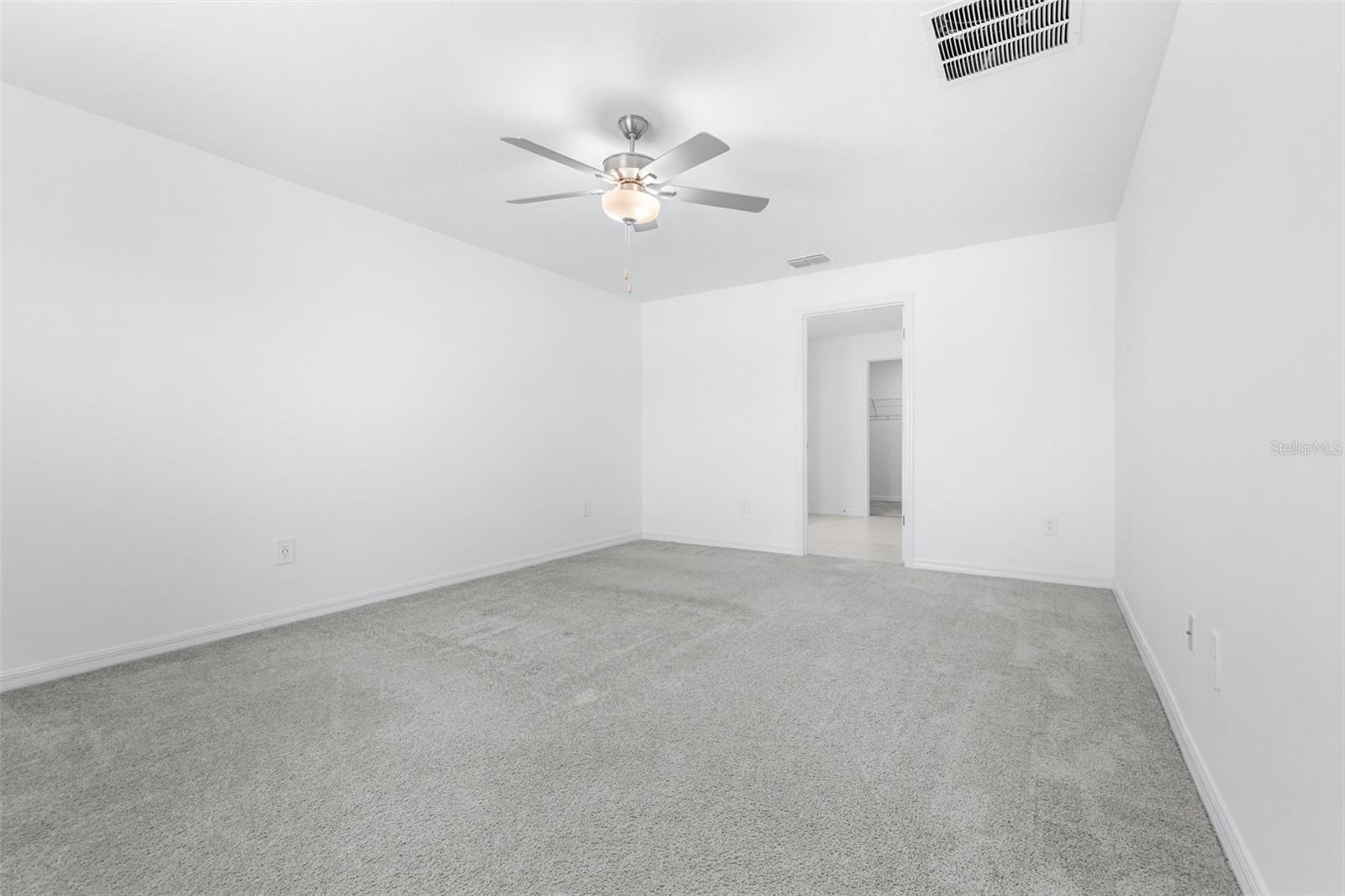 4312 Fabulous Finch Ln Property Photo 24