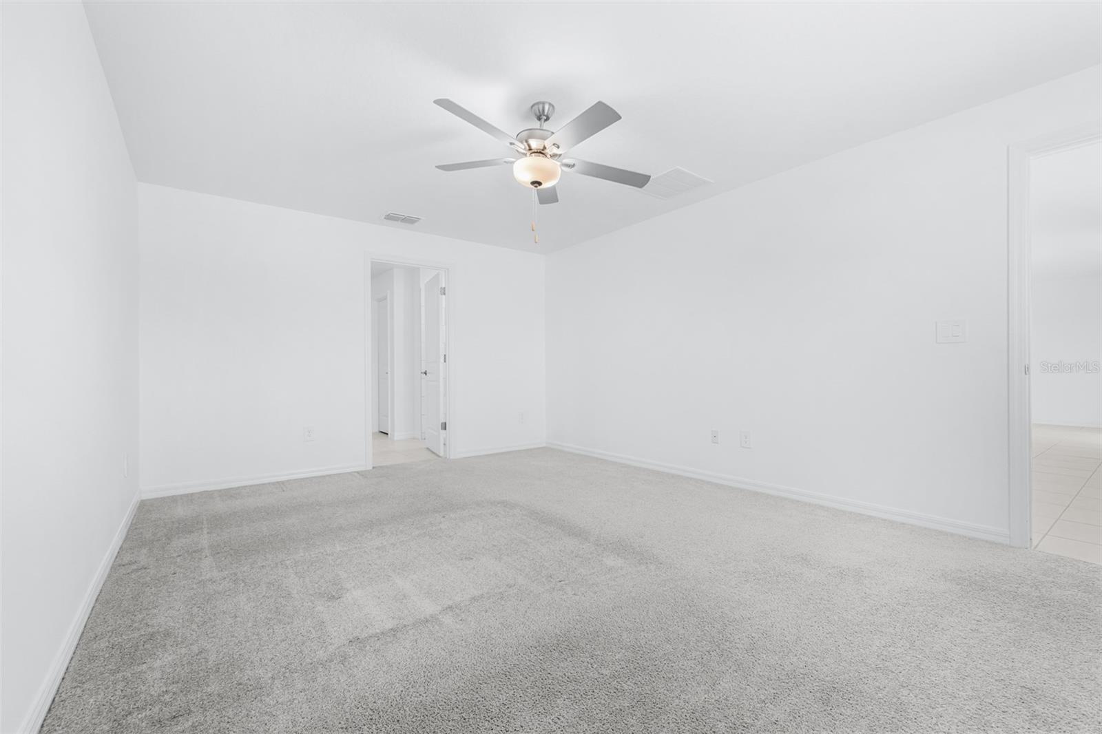 4312 Fabulous Finch Ln Property Photo 25