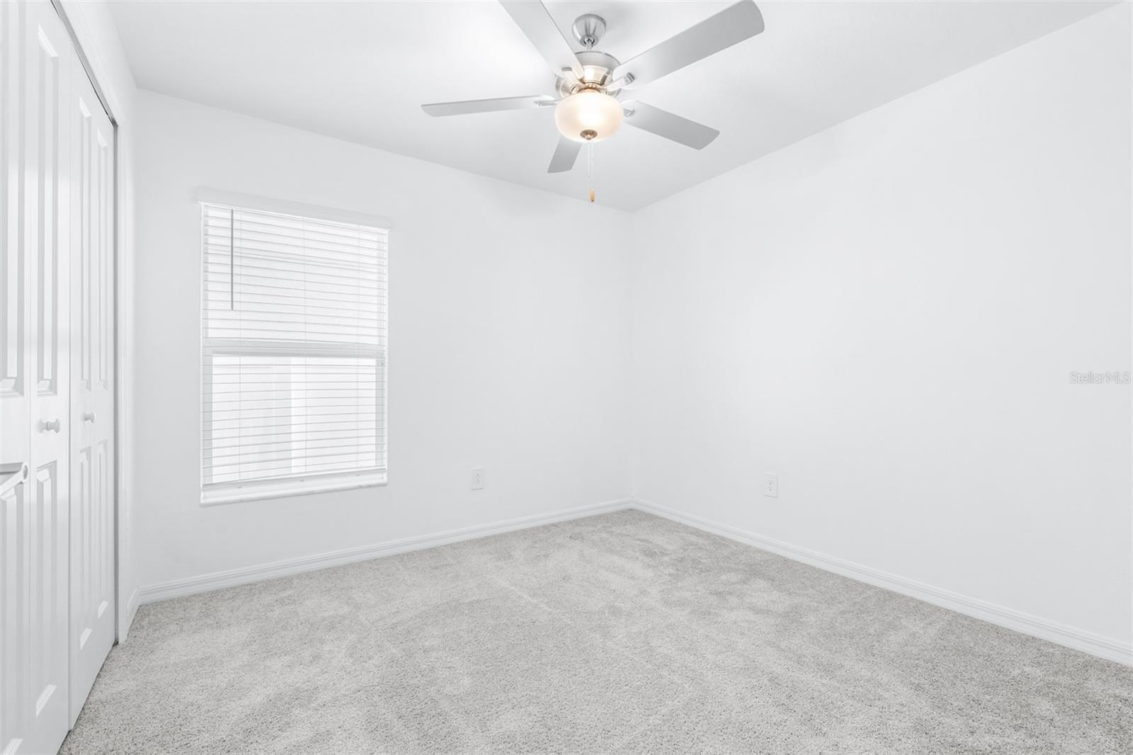 4312 Fabulous Finch Ln Property Photo 36