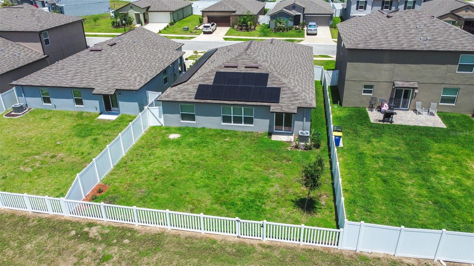 4312 Fabulous Finch Ln Property Photo 55