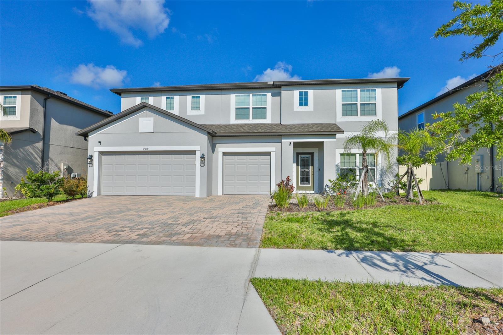 2927 Marine Grass Dr Property Photo 1