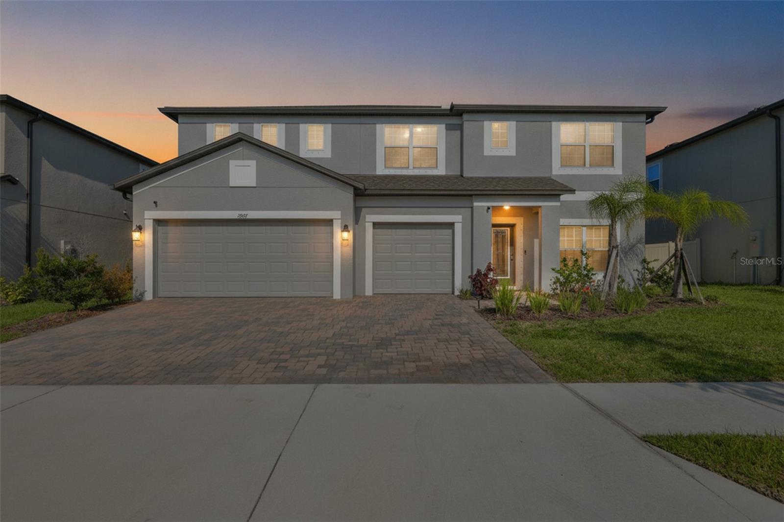 2927 Marine Grass Dr Property Photo 1