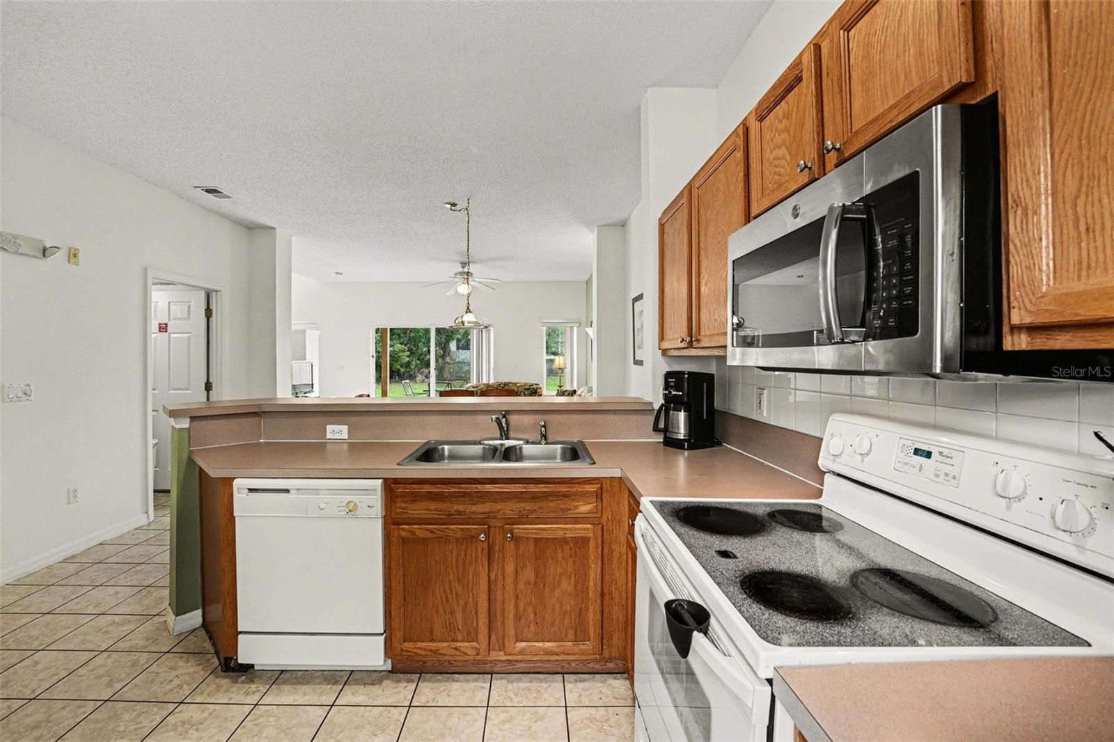 1081 Park Ridge Cir Property Photo 11