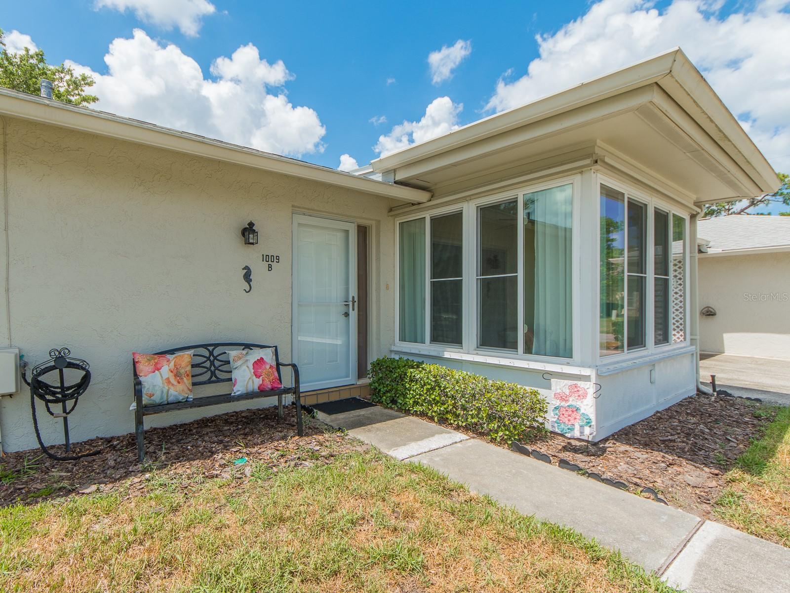 1009 Queen Anne Dr #b Property Photo 4