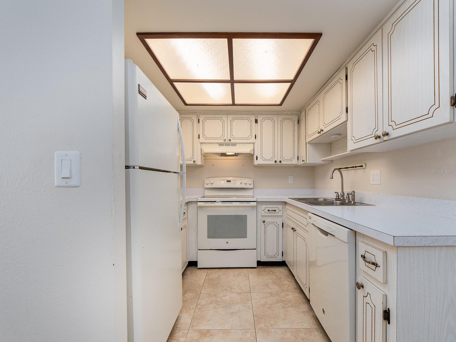 1009 Queen Anne Dr #b Property Photo 10