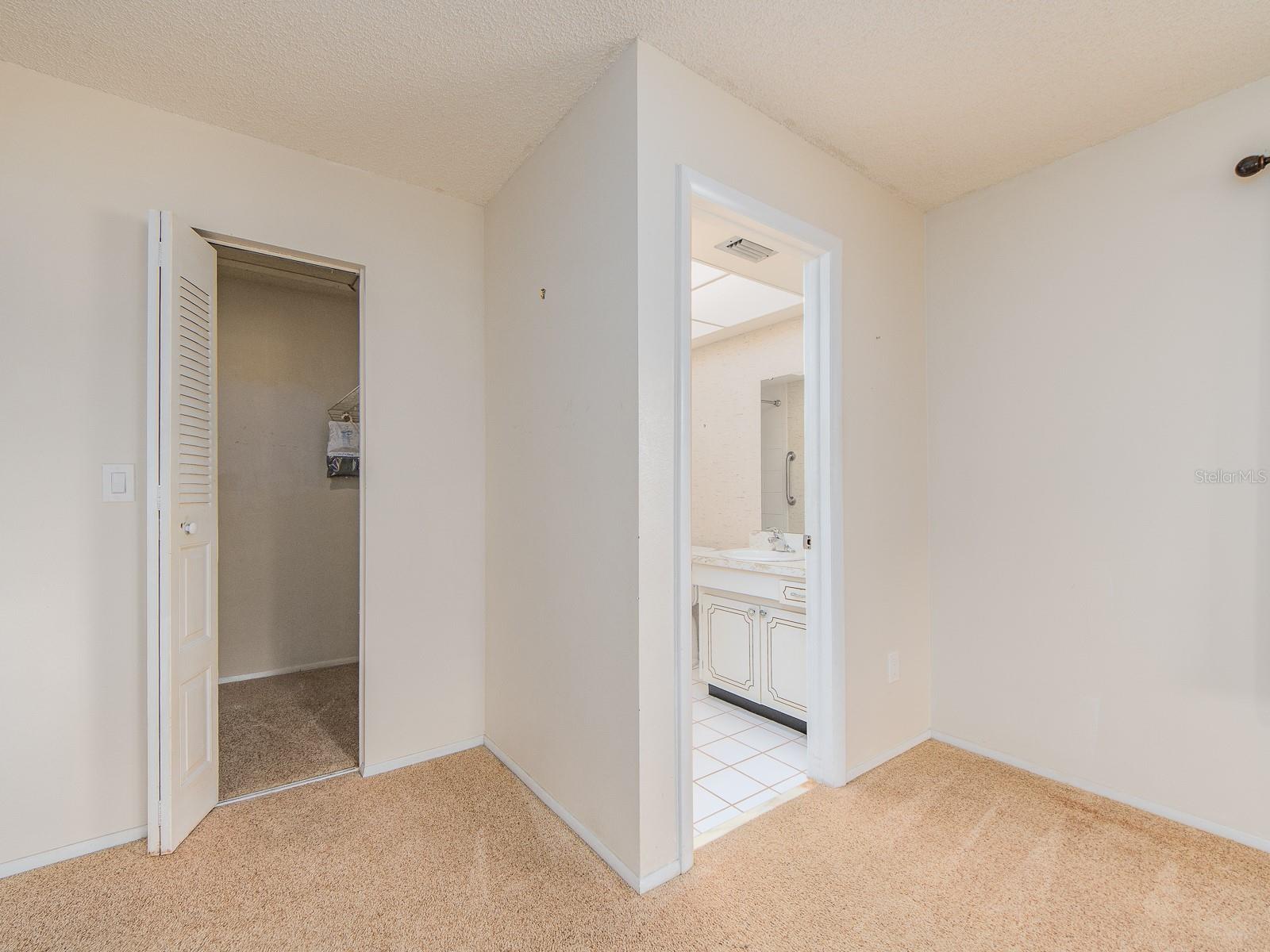 1009 Queen Anne Dr #b Property Photo 15