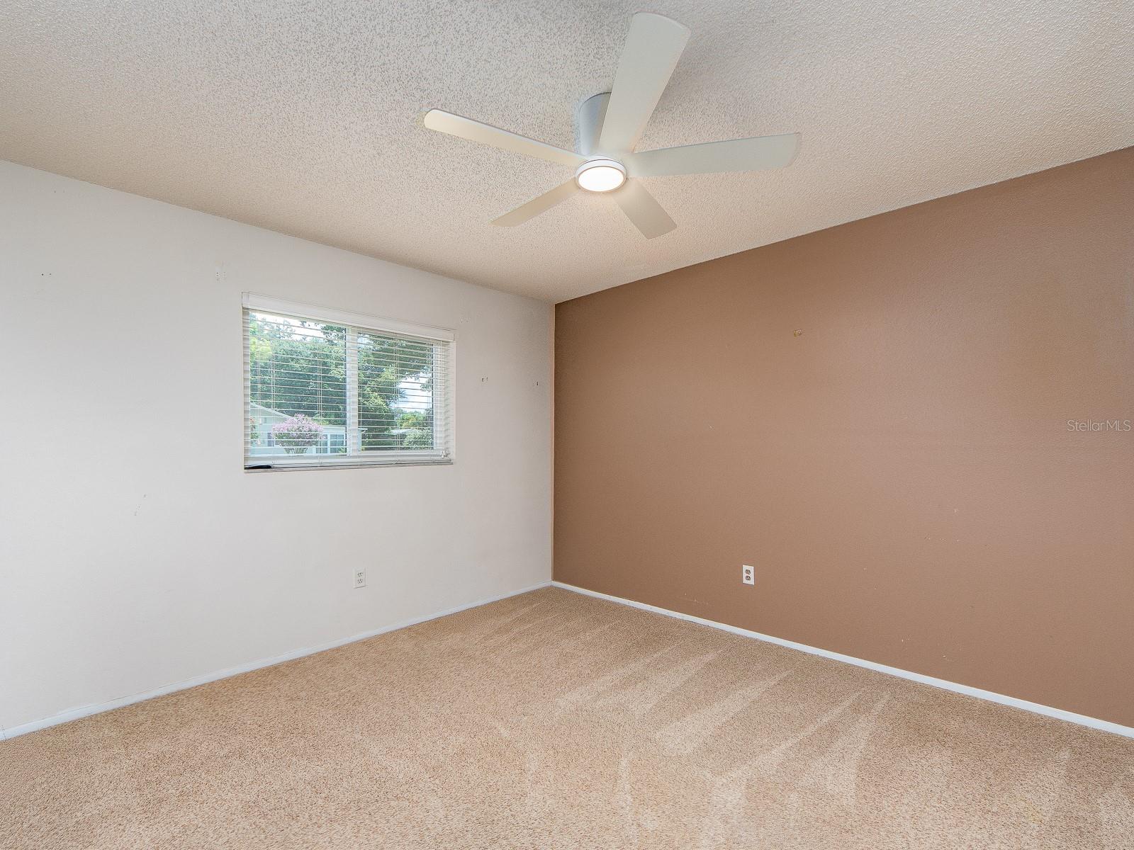 1009 Queen Anne Dr #b Property Photo 18