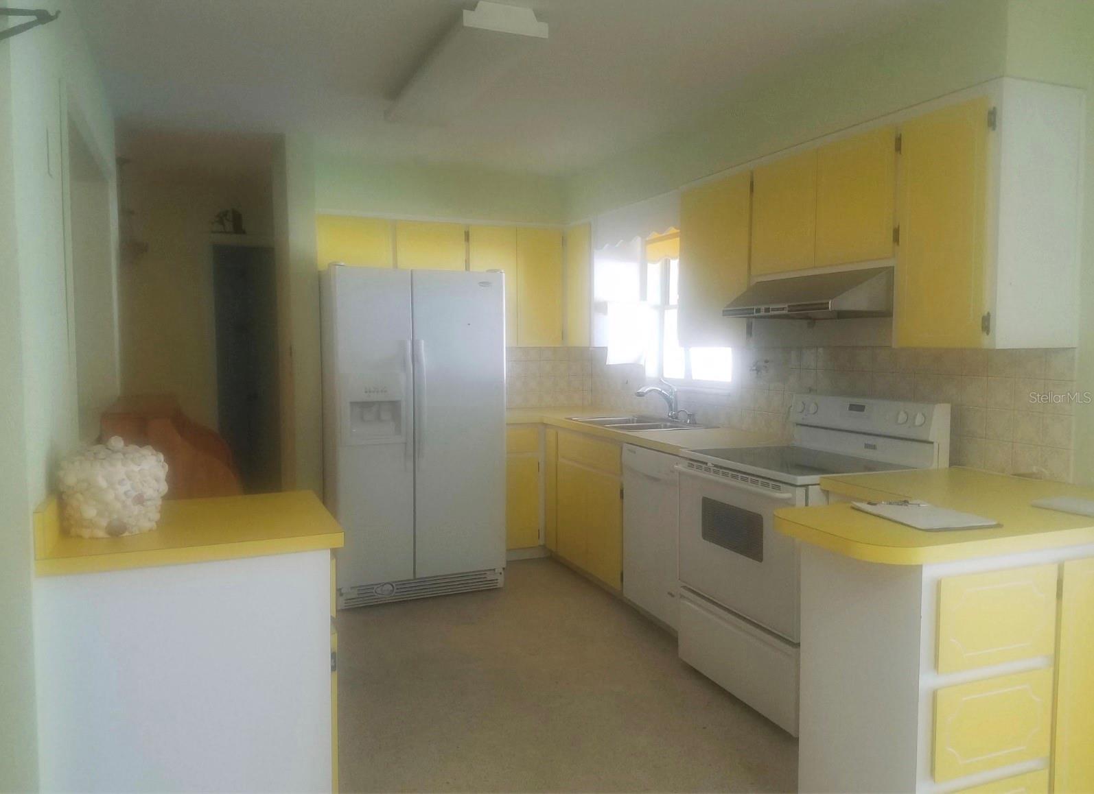 5673 97th Way N Property Photo 8