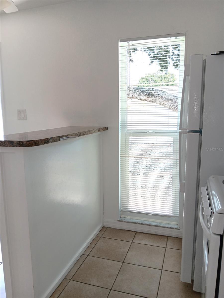 885 Beltrees St #7 Property Photo 5