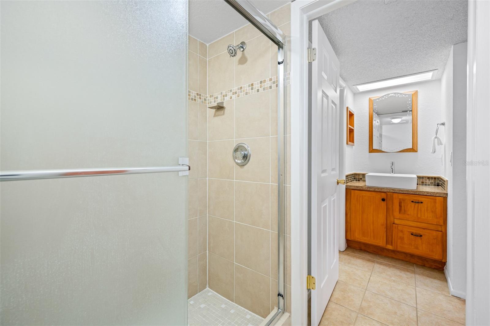 11511 113th St #10a Property Photo 18