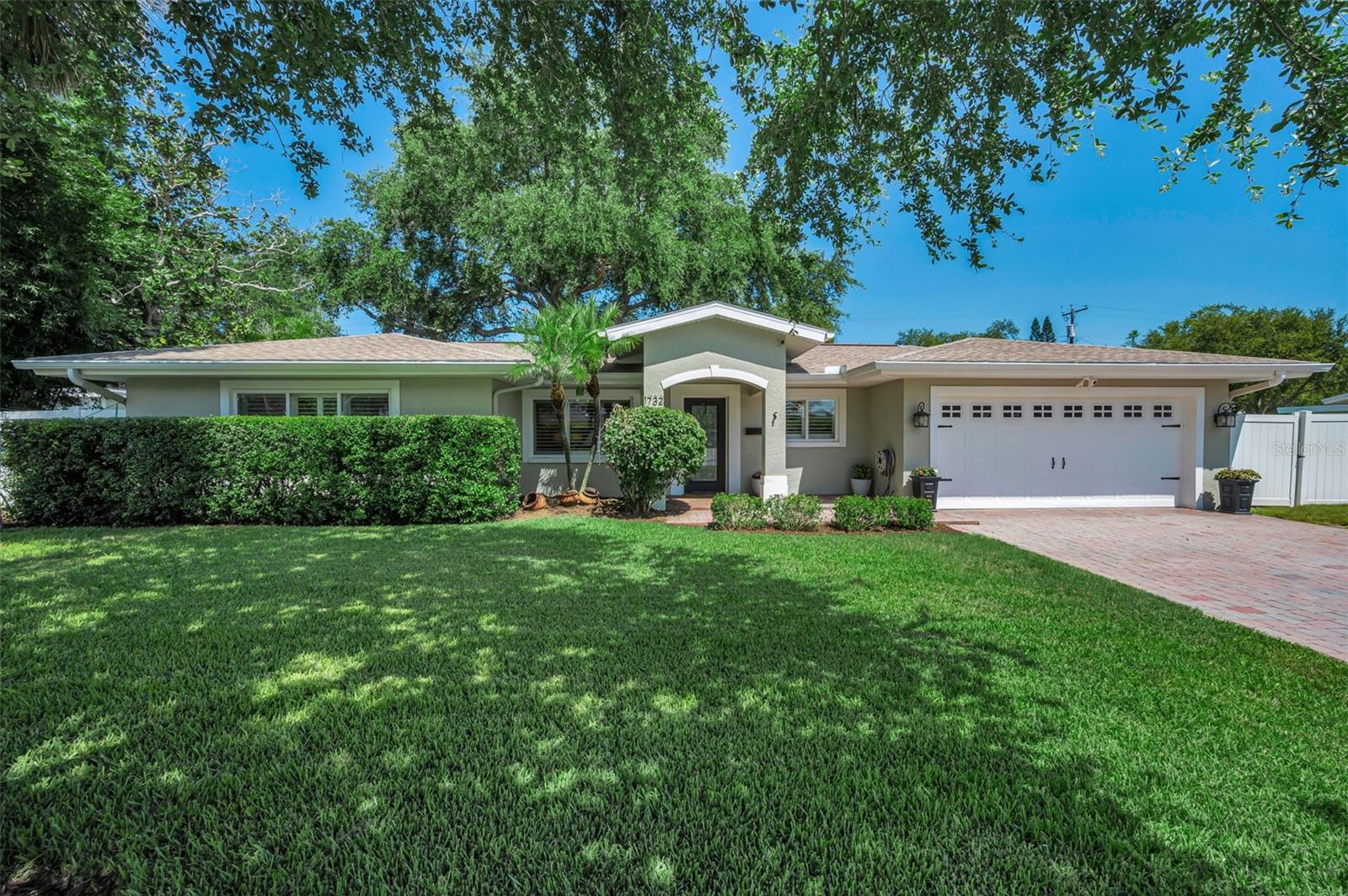 1732 GOLF VIEW DR Property Photo 1