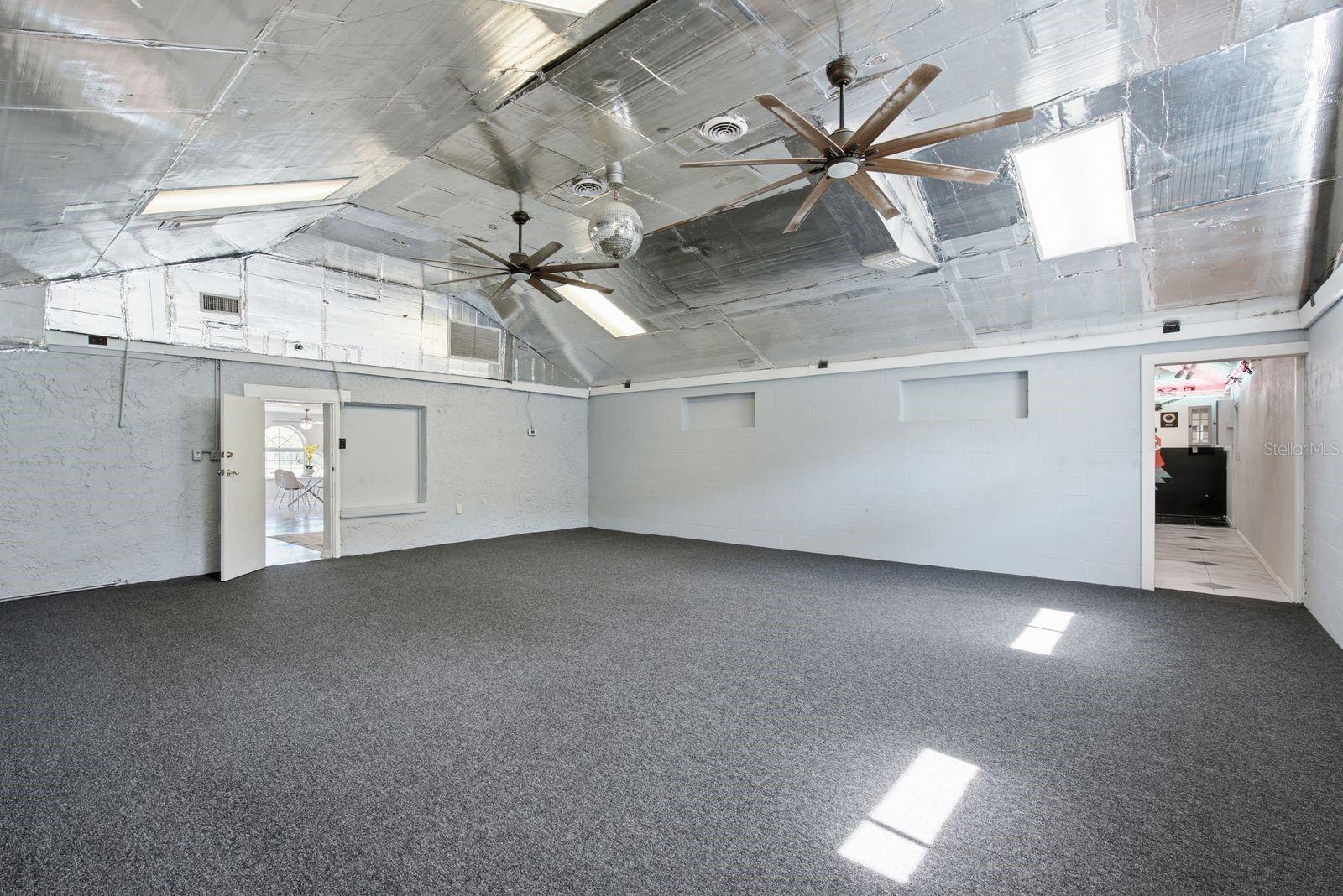 6309 Werner Ave Property Photo 23