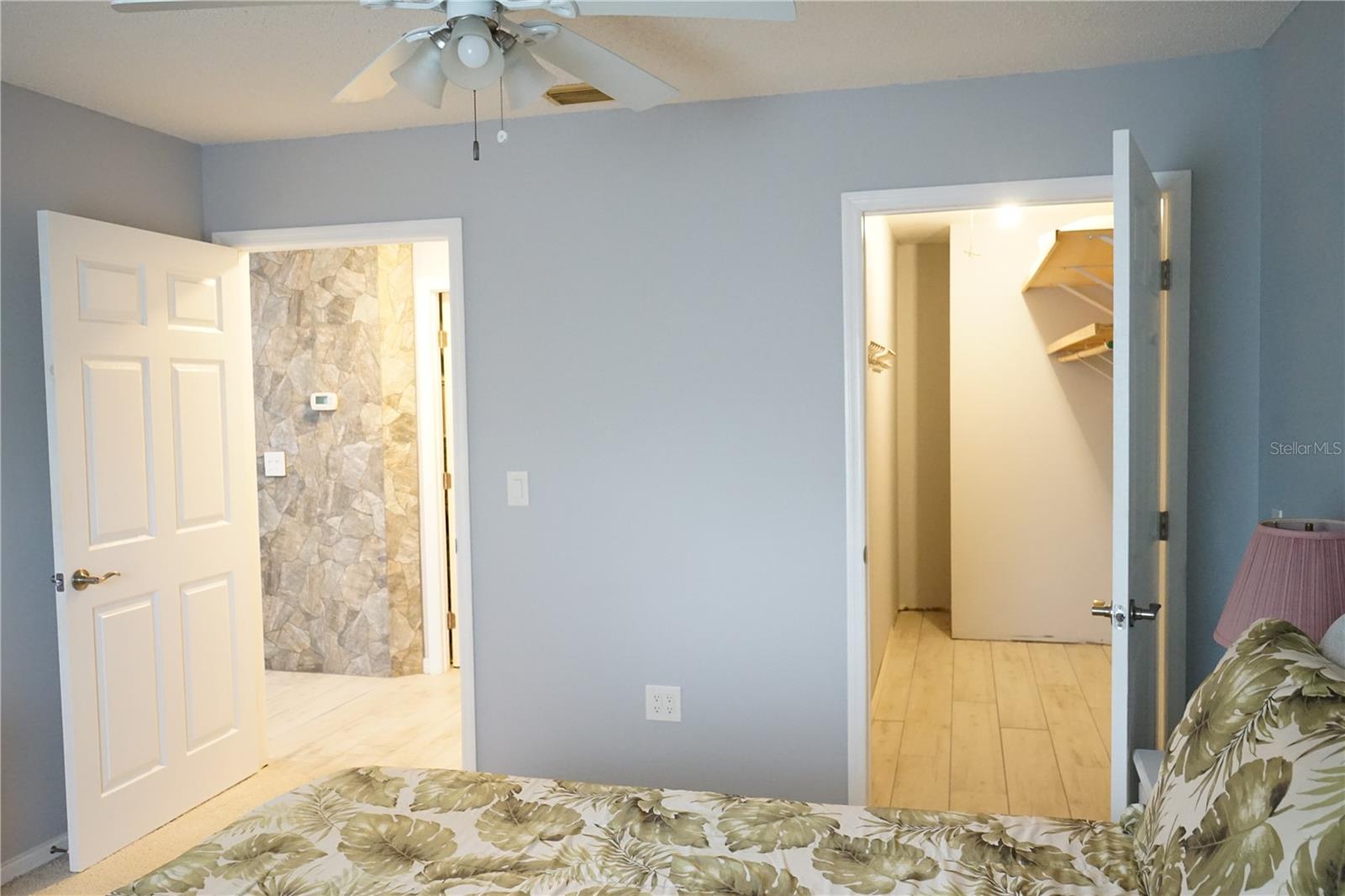424 Lake Point Ct #5a Property Photo 10