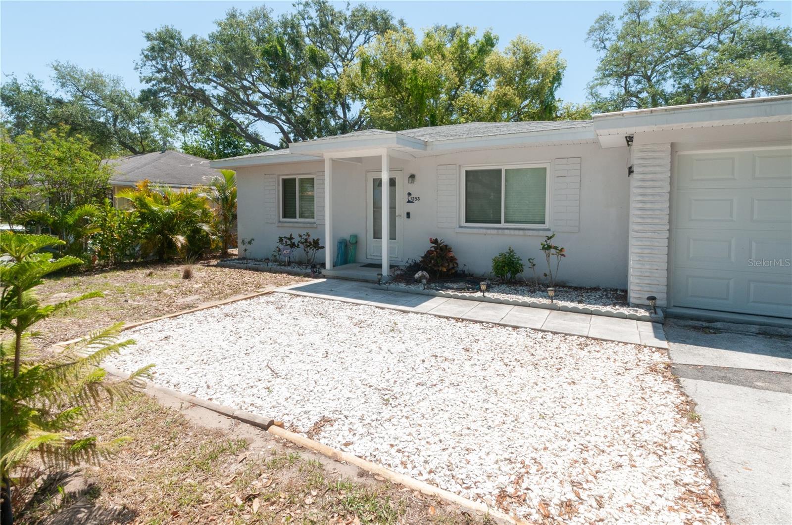 1253 Union St Property Photo 13