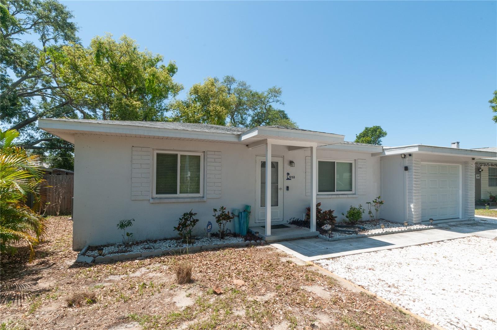1253 Union St Property Photo 14