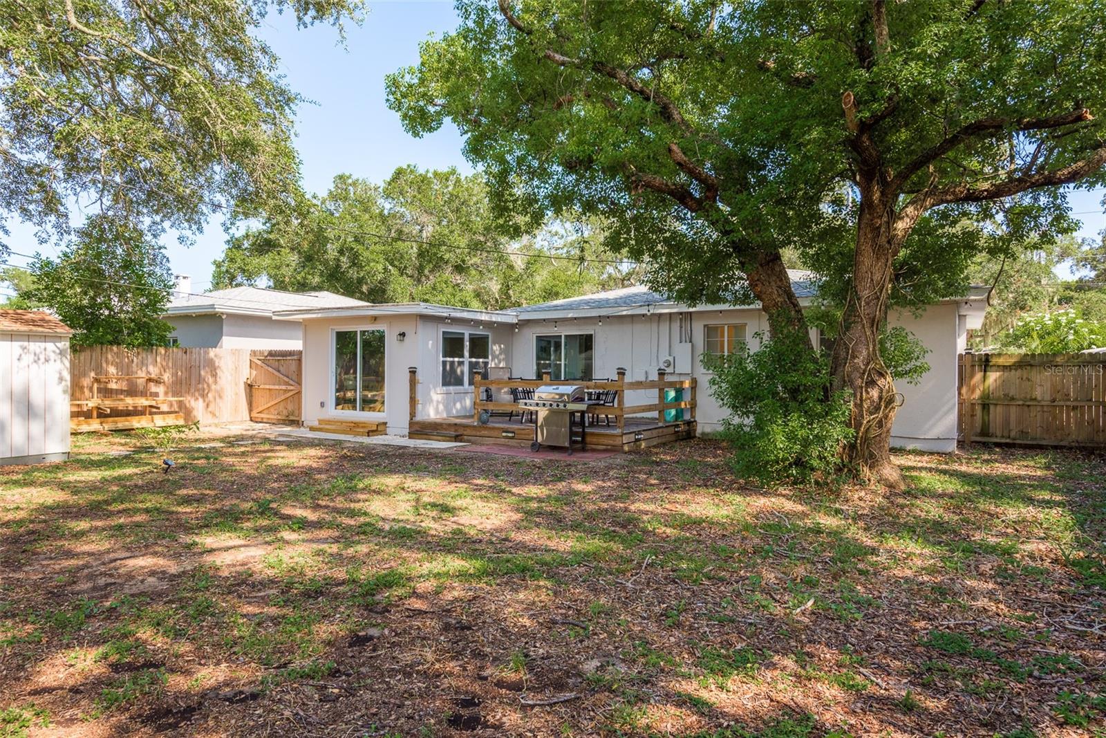 1253 Union St Property Photo 37