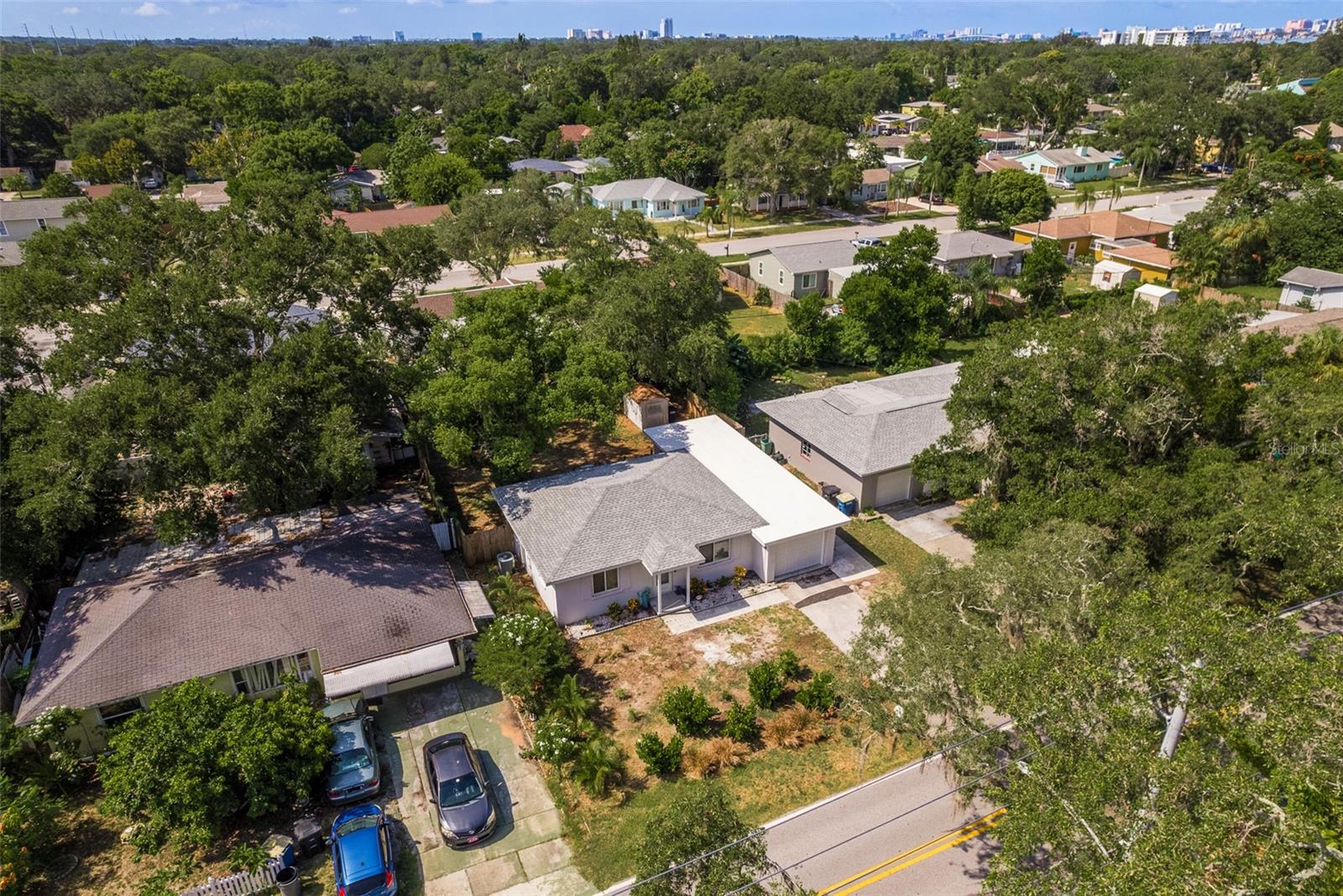 1253 Union St Property Photo 40