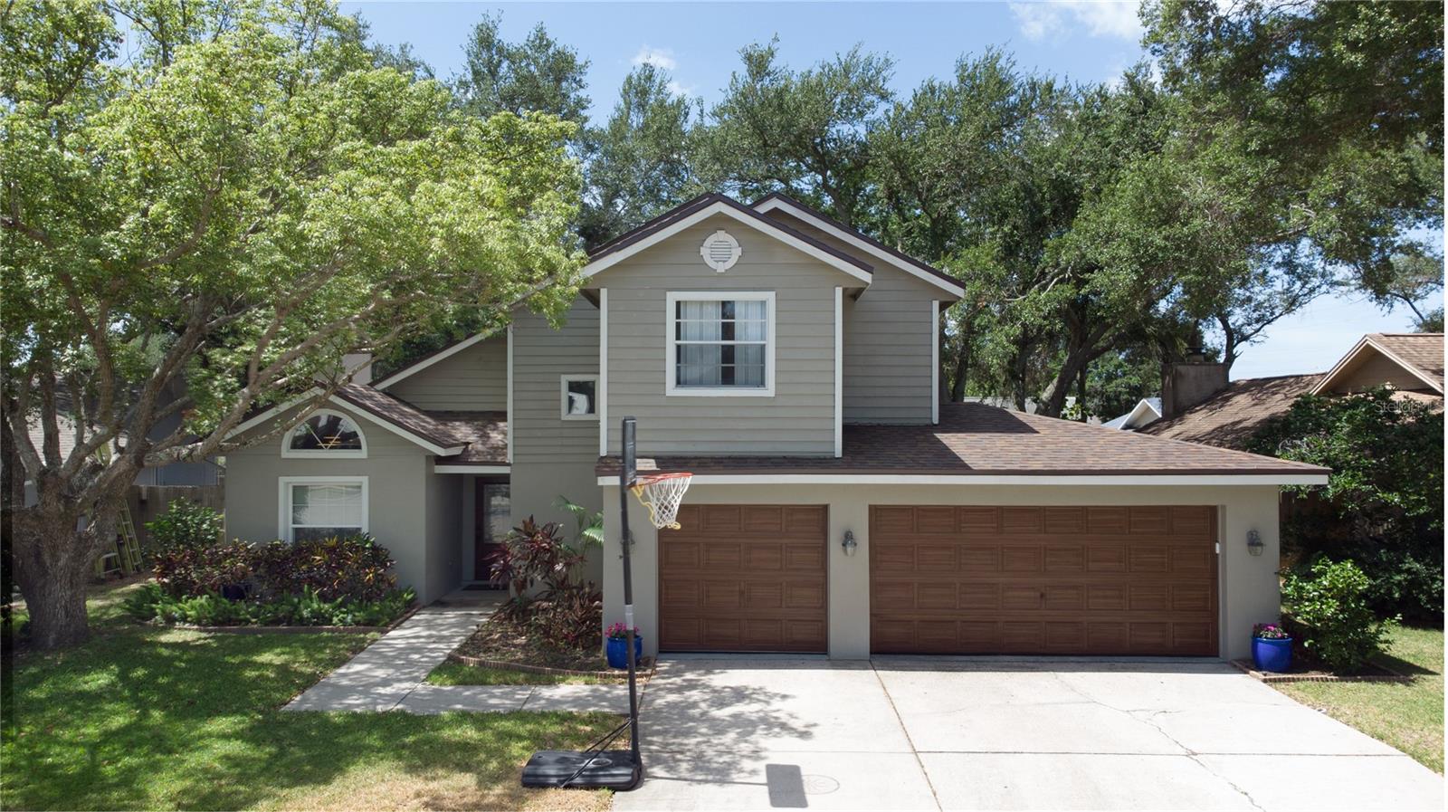 1564 COLONY CT