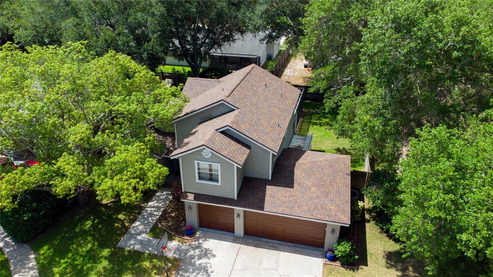 1564 Colony Ct Property Photo 3
