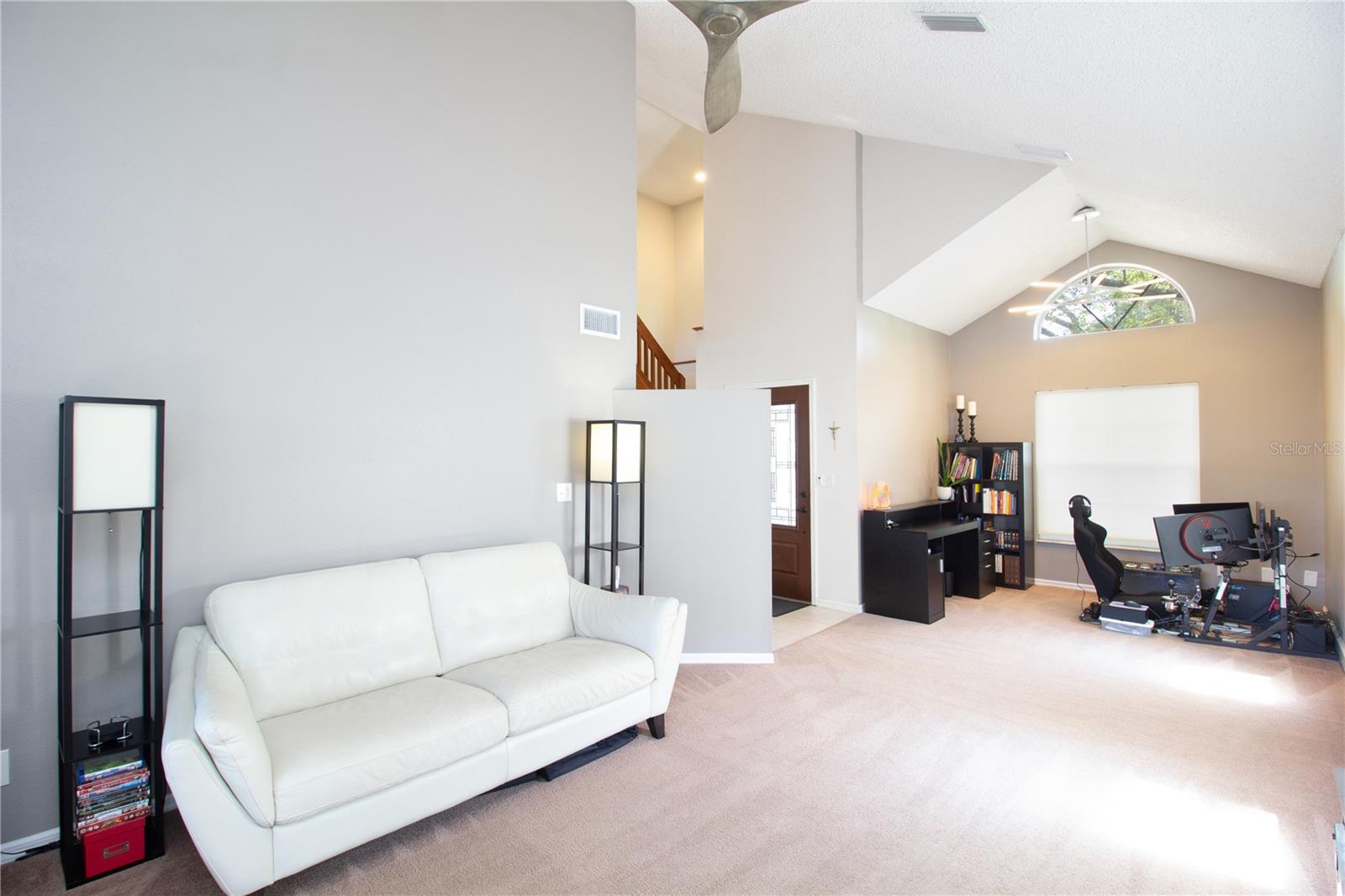 1564 Colony Ct Property Photo 6