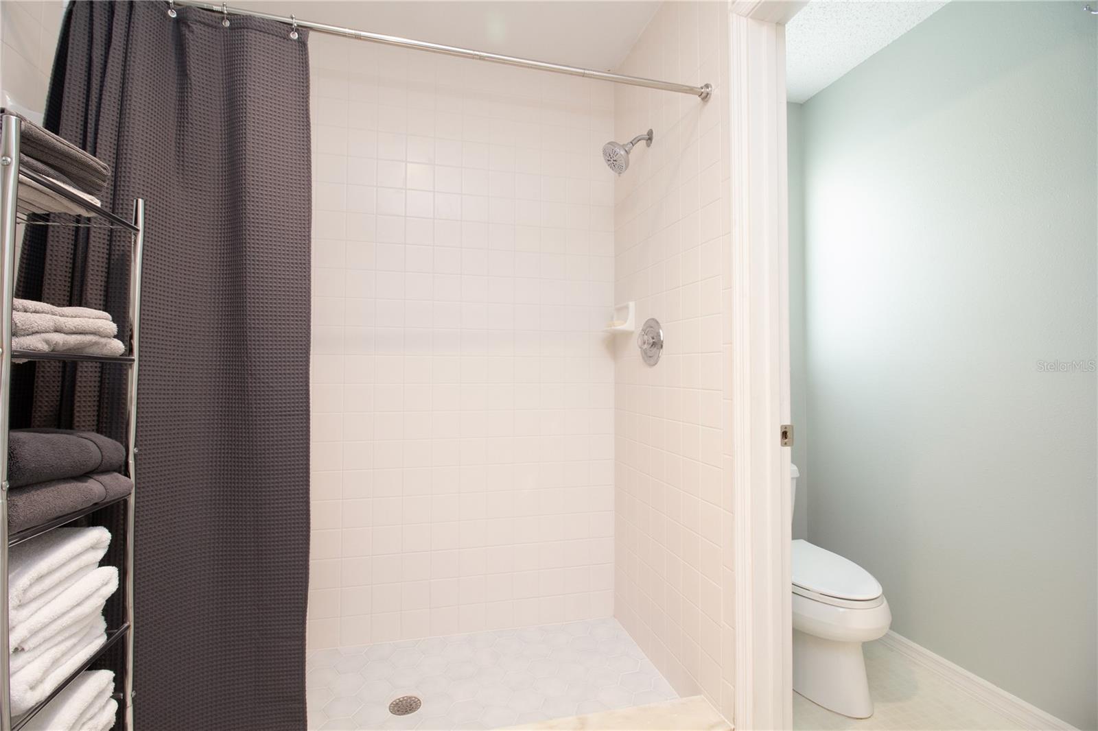 1564 Colony Ct Property Photo 20