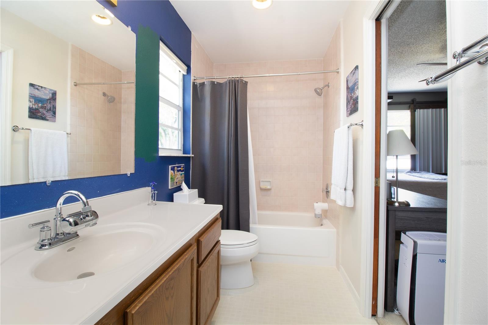 1564 Colony Ct Property Photo 23
