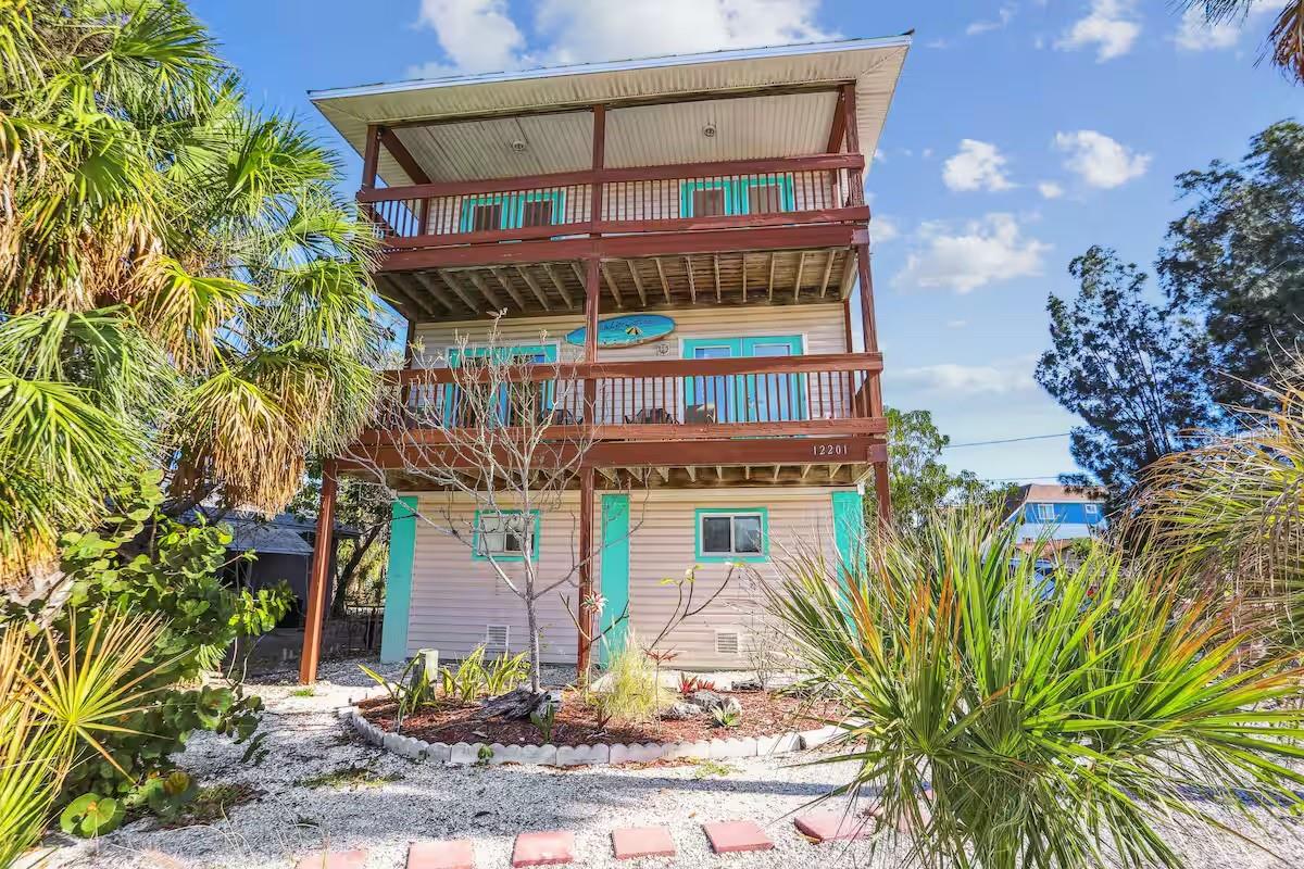 12201 GULF BLVD