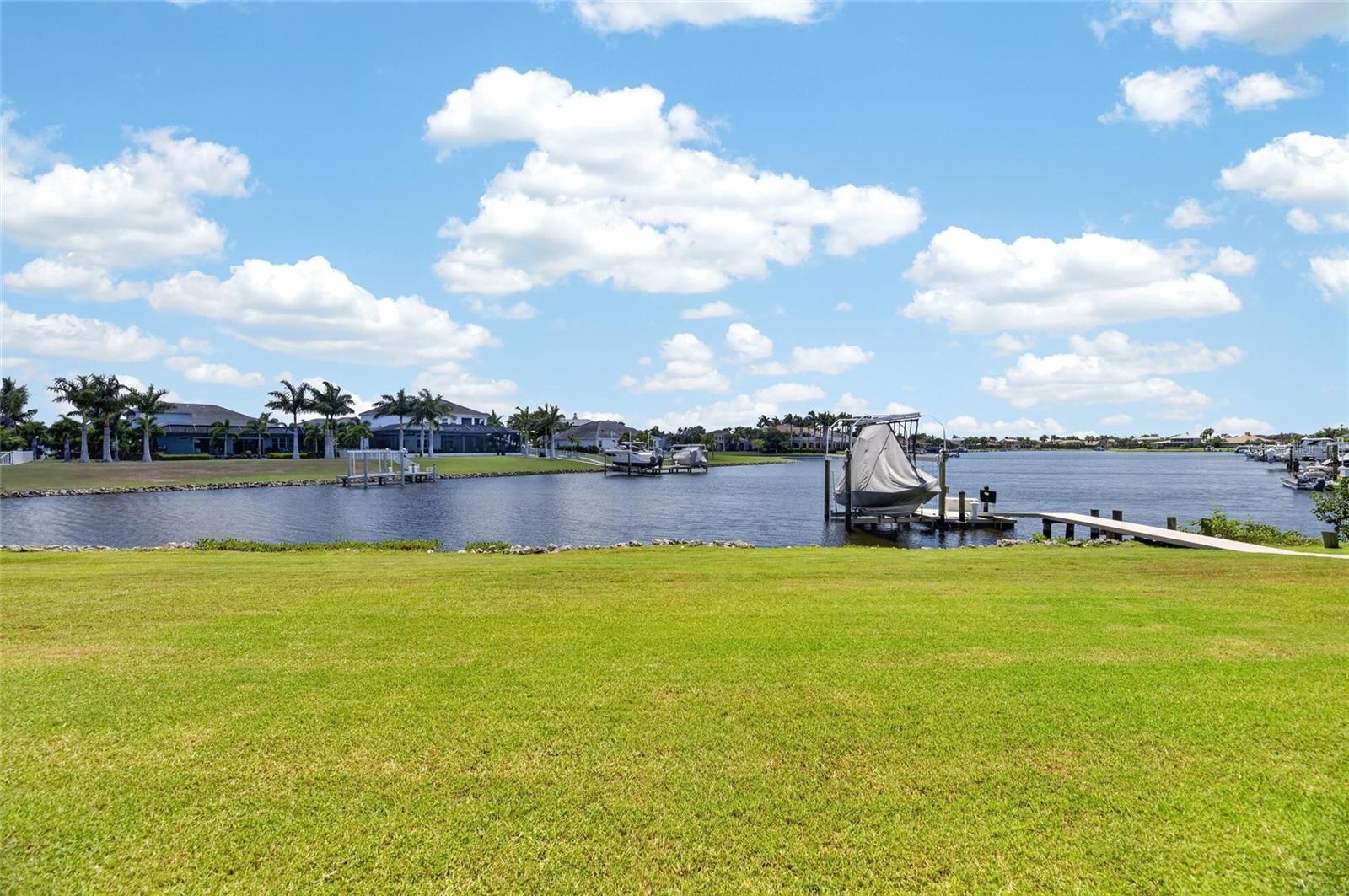 825 Manns Harbor Dr Property Photo 89