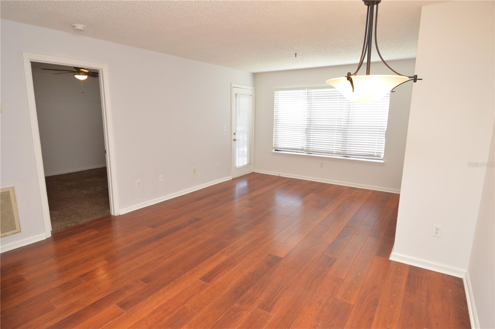 11901 4th St N #7204 Property Photo 4
