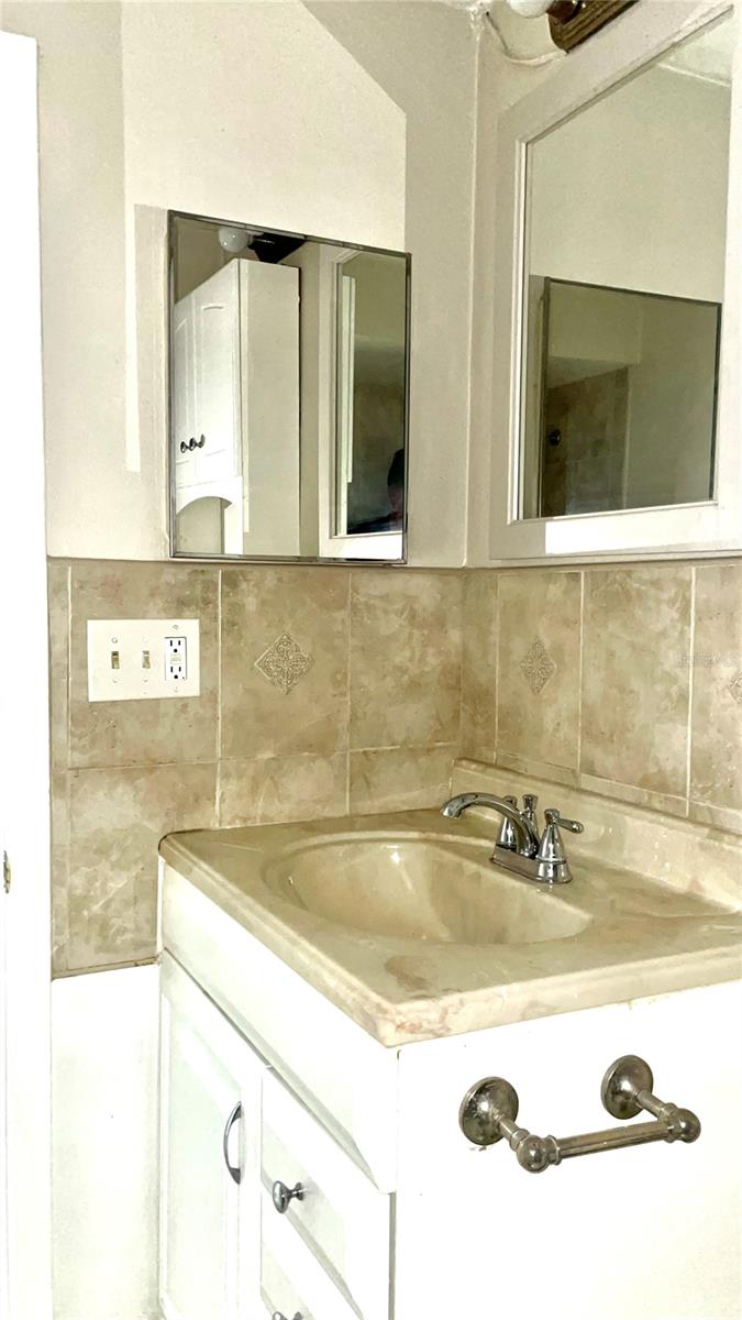 4211 Sheldon Pl #4211 Property Photo 10