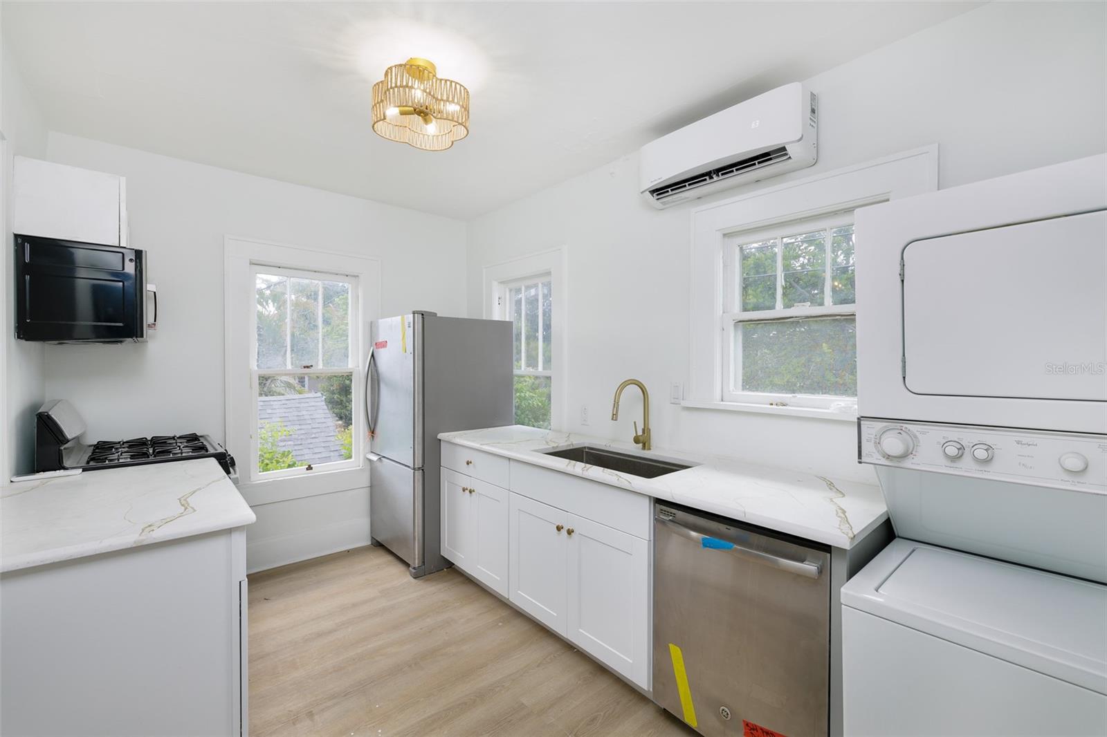 618 N 7th Ave #b Property Photo 8