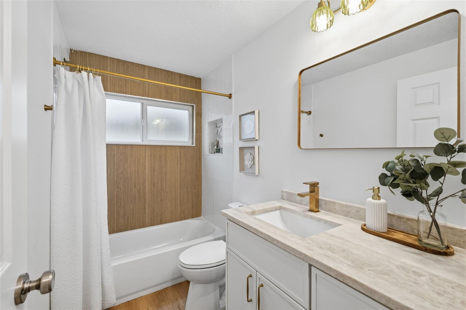 1931 Arvis Cir E Property Photo 20