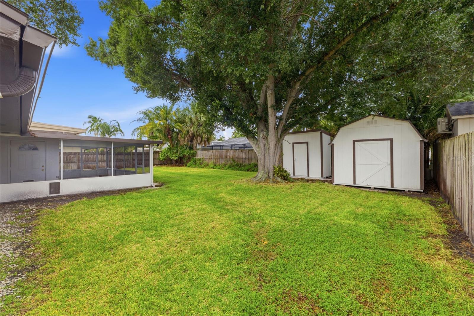 1931 Arvis Cir E Property Photo 24