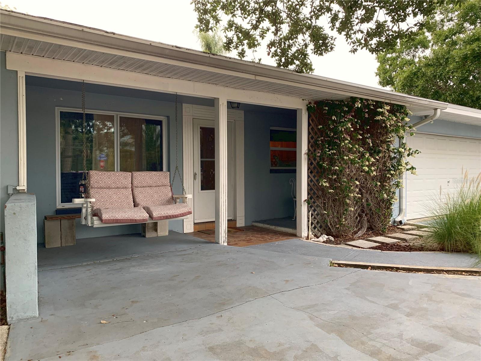 1750 Druid Rd E Property Photo 36