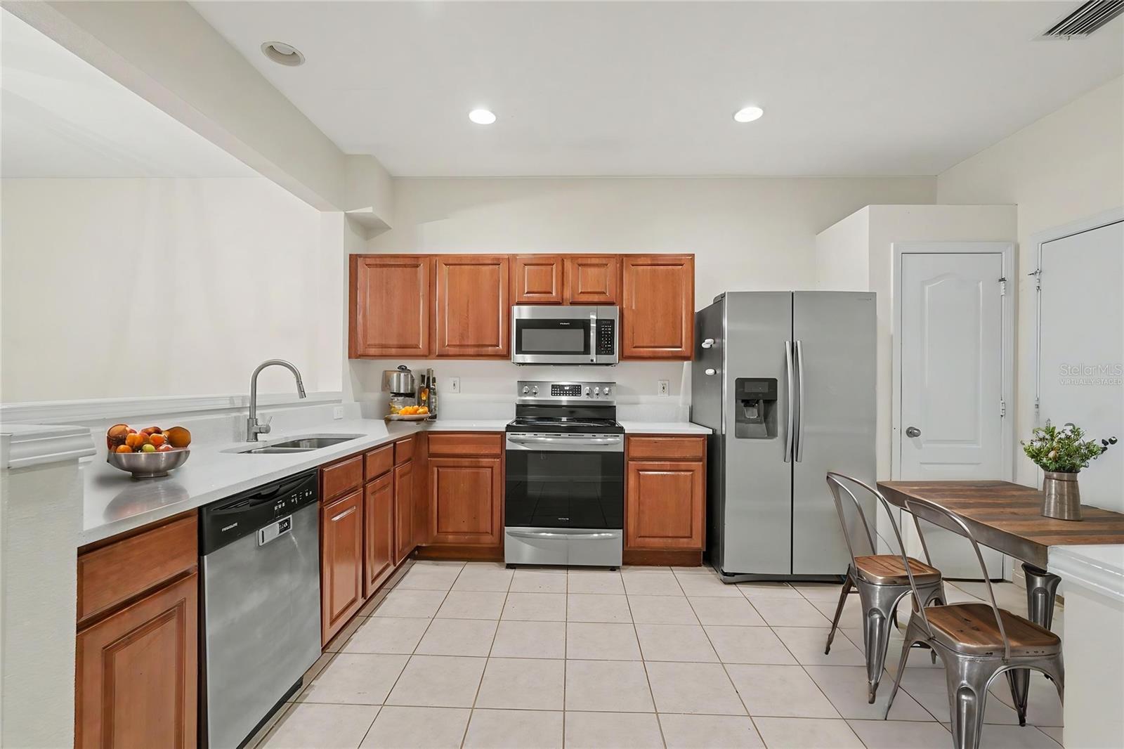 8471 Sandy Beach St Property Photo 4