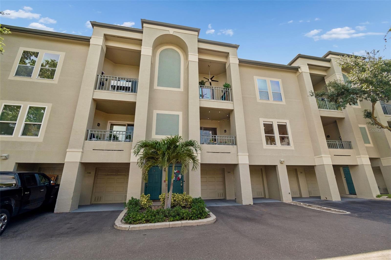 708 Seaboard Pl #708 Property Photo 1