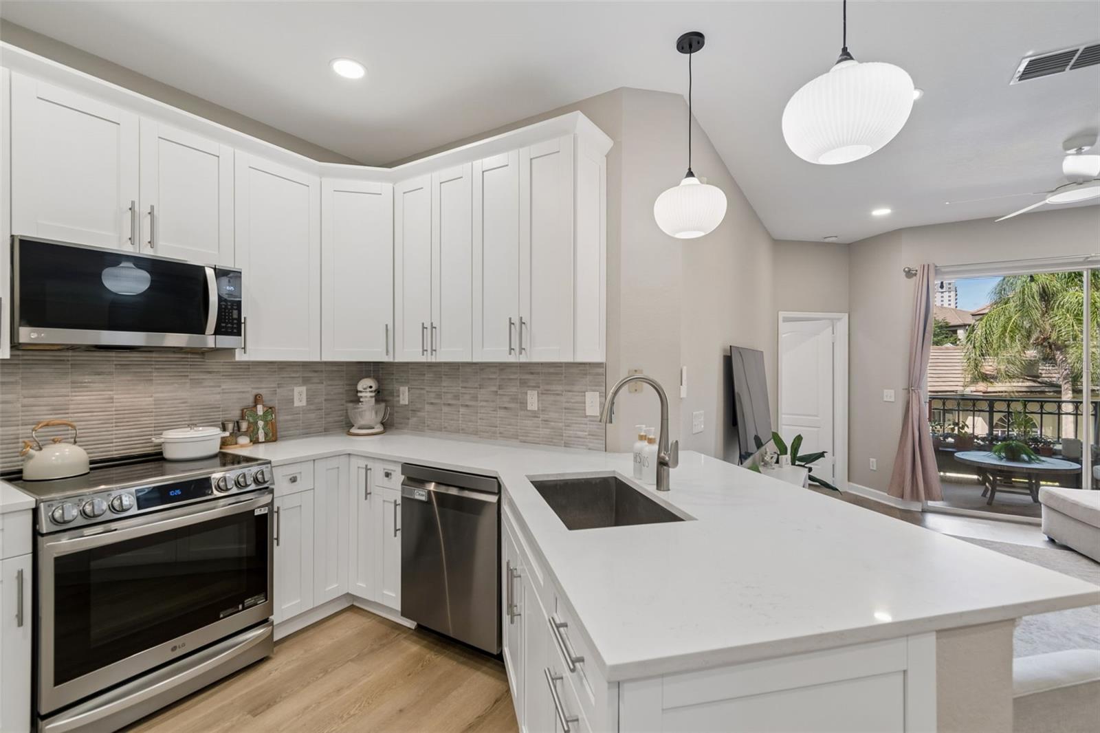 708 Seaboard Pl #708 Property Photo 9