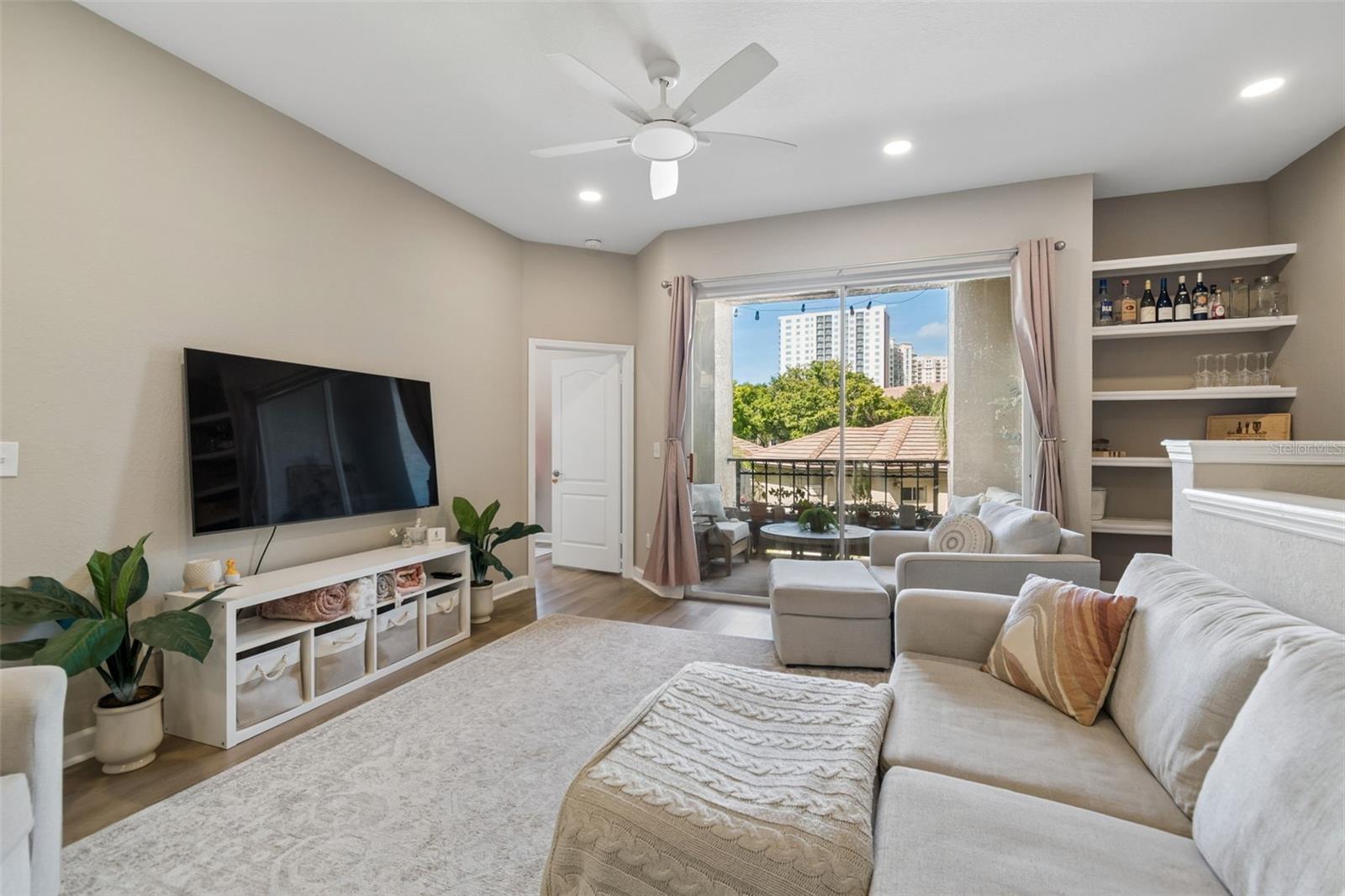708 Seaboard Pl #708 Property Photo 17