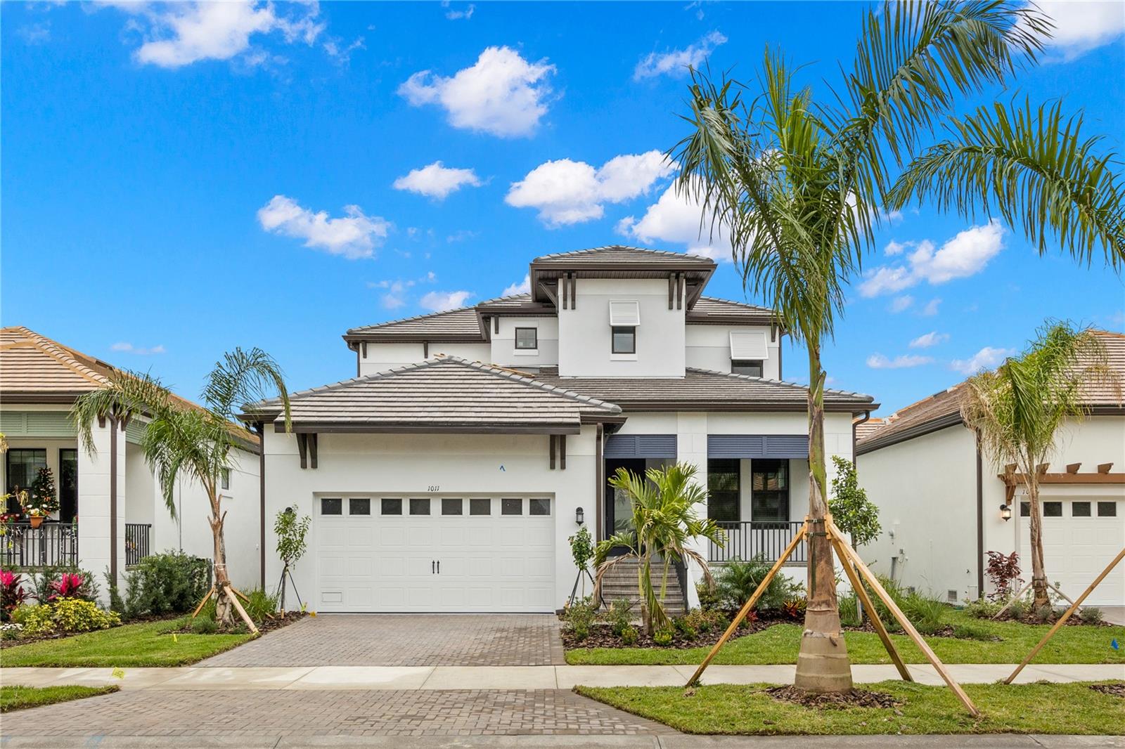 TB8520959 Property Photo 1