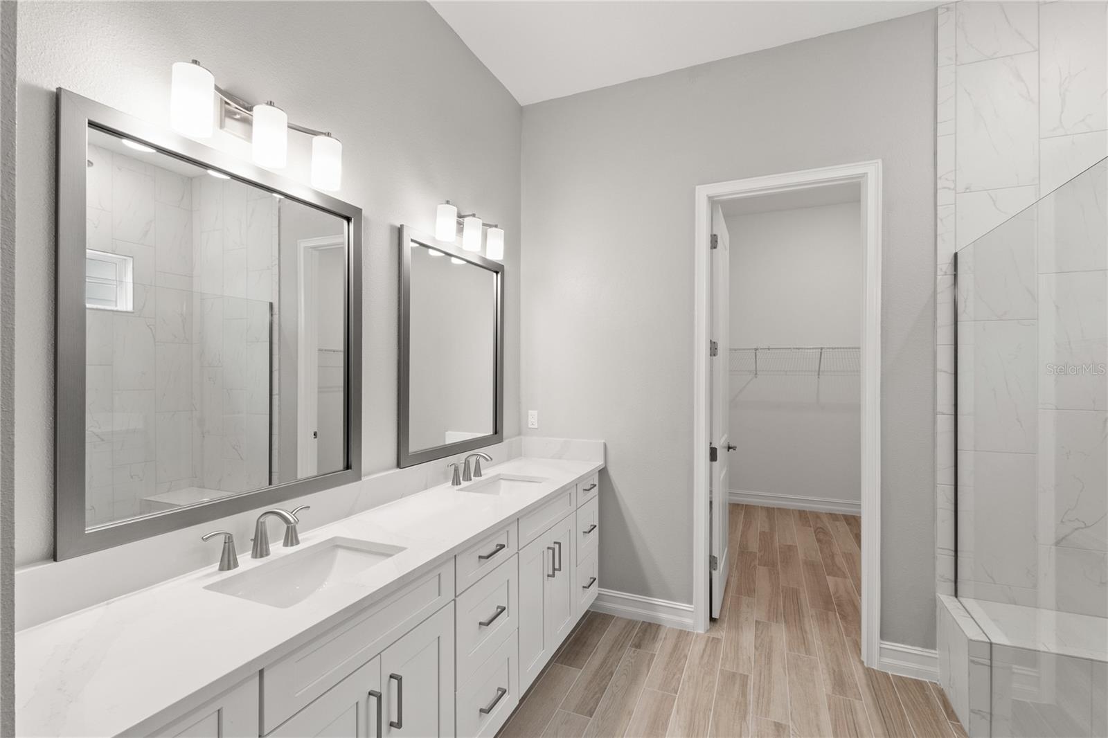 TB8520959 Property Photo 17