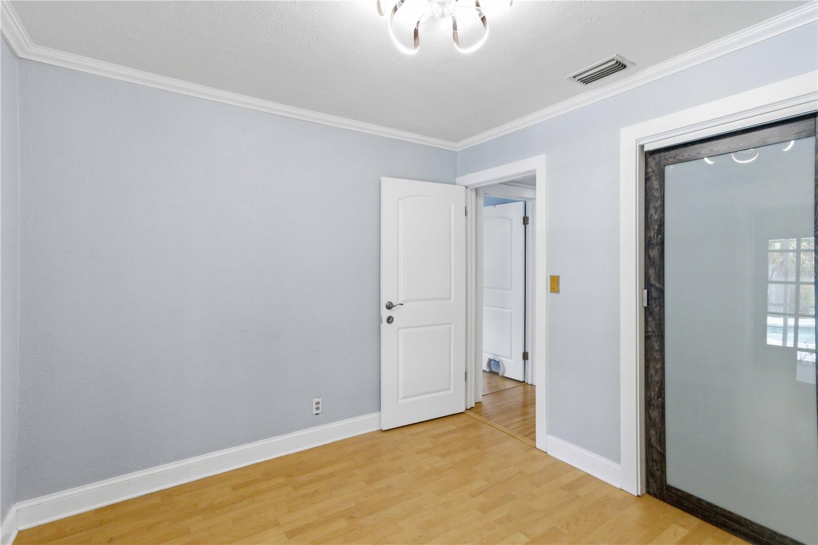 2713 W Braddock St Property Photo 22