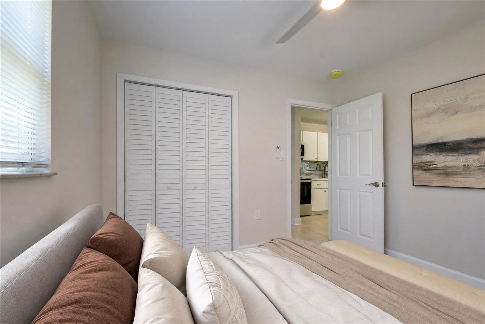190 73rd Ave #a Property Photo 8