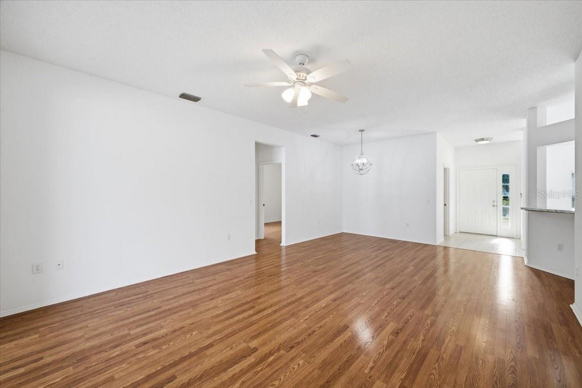 819 Springwood Cir Property Photo 31