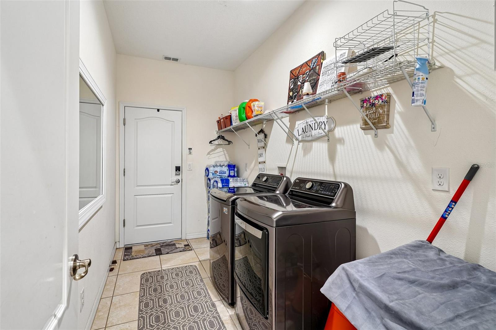 17407 Bella Nova Dr Property Photo 20