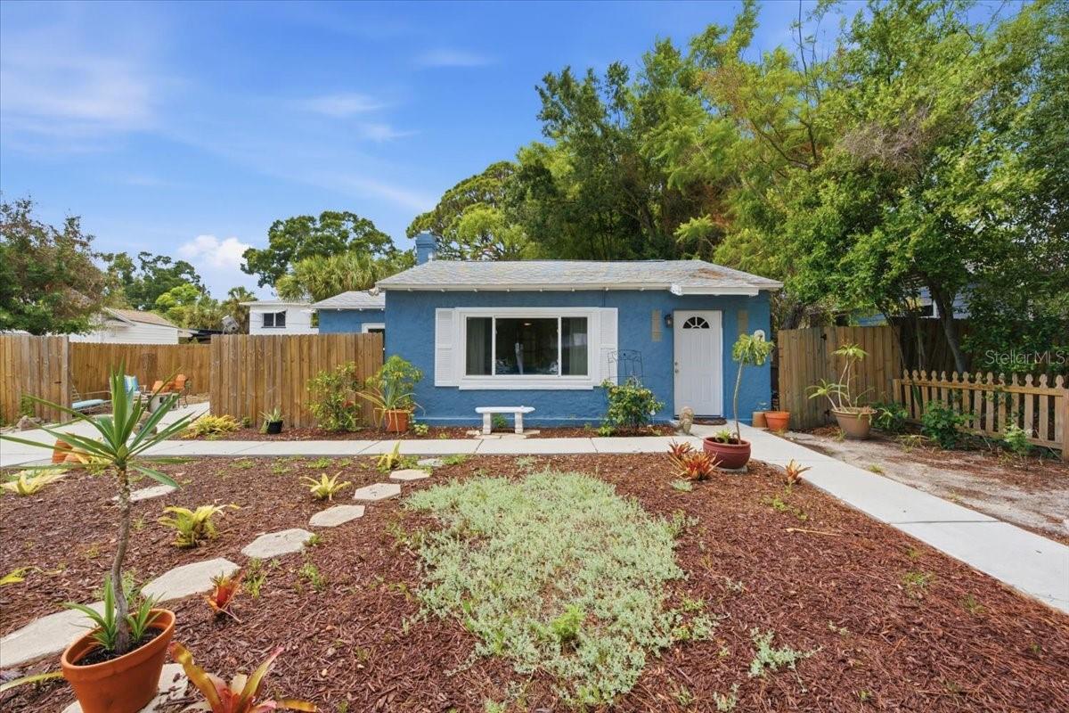 745 Alamanda Way S Property Photo 1