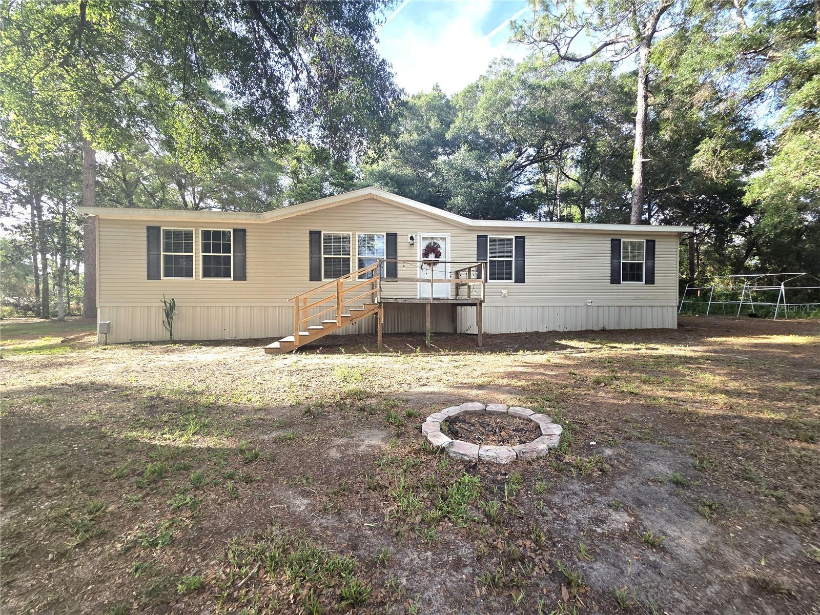 18314 Deason Dr Property Photo 1