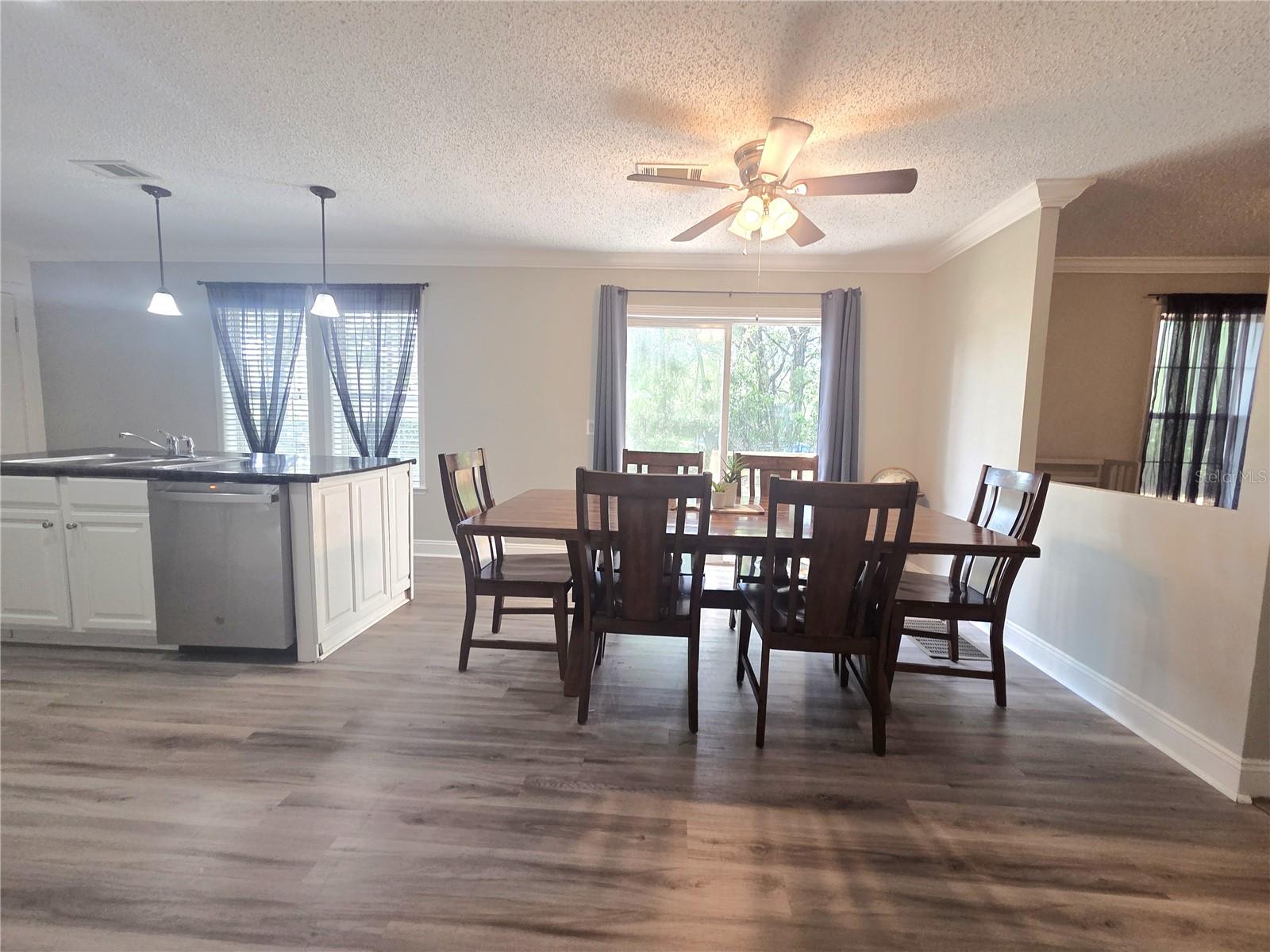 18314 Deason Dr Property Photo 4